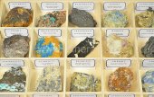 Minerál SADA SYSTEMATICKÝCH A RARITNÍCH MINERÁLŮ 24 KS