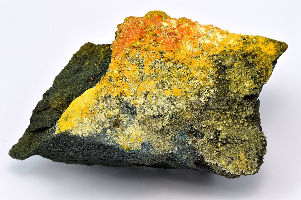 Minerál HUEMULIT