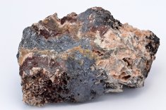 Minerál GOETHIT