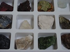 Minerál ROZŠIŘUJÍCÍ SADA MINERÁLŮ I.