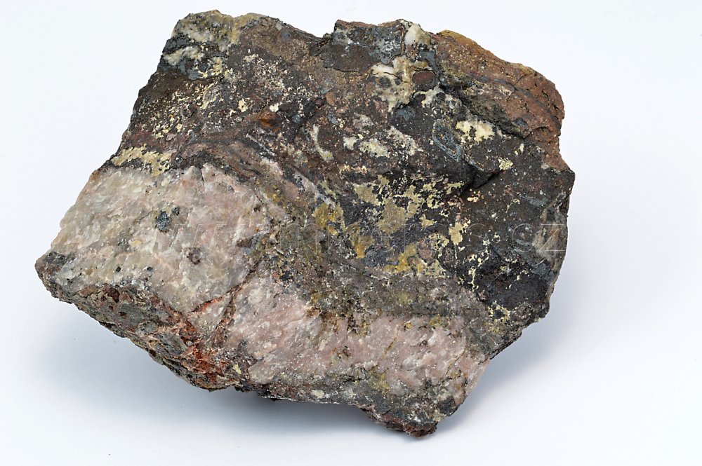 Minerál ČECHIT