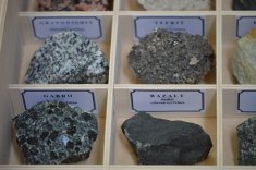 Minerál PATROVÁ SADA MINERÁLŮ A HORNIN, 30 + 30 KS