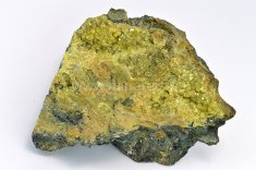 Minerál TOPAZOLIT