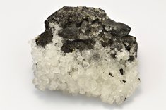 Minerál SALMIAK