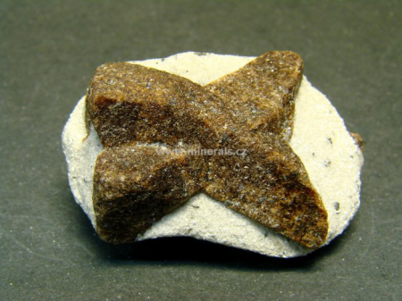 STAUROLIT