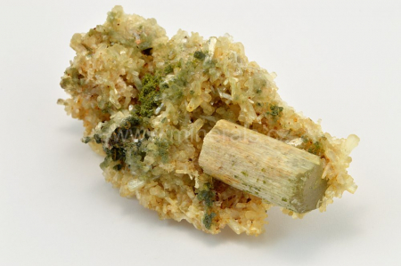 Obrázek FLUORAPATIT, STILBIT-(Ca)