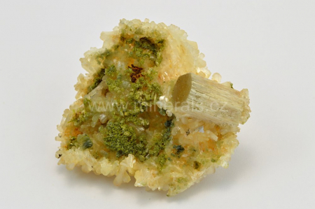 Obrázek FLUORAPATIT, STILBIT-(Ca)