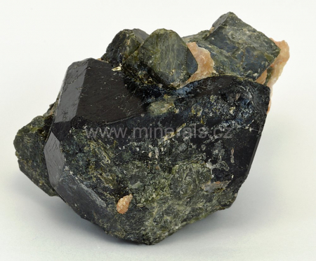 SPINEL-PLEONAST