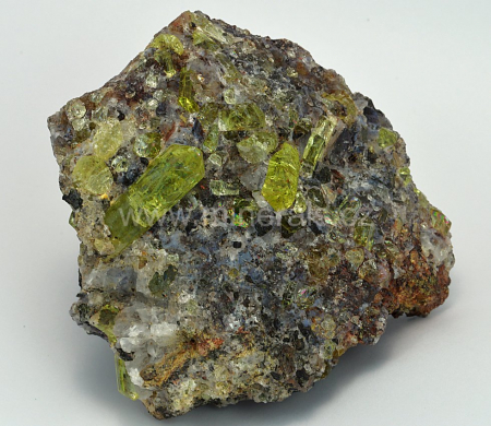 FLUORAPATIT