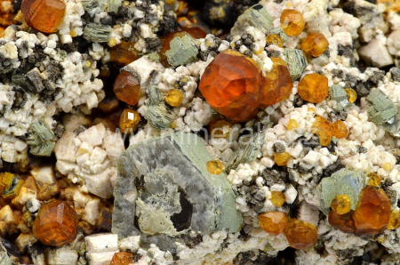 SPESSARTIN