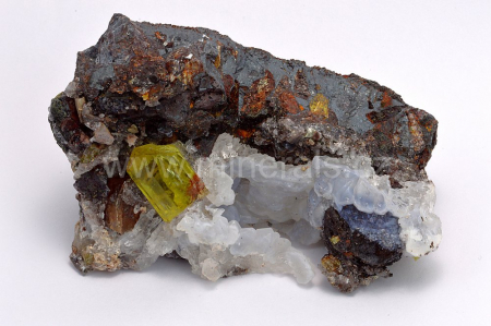 FLUORAPATIT